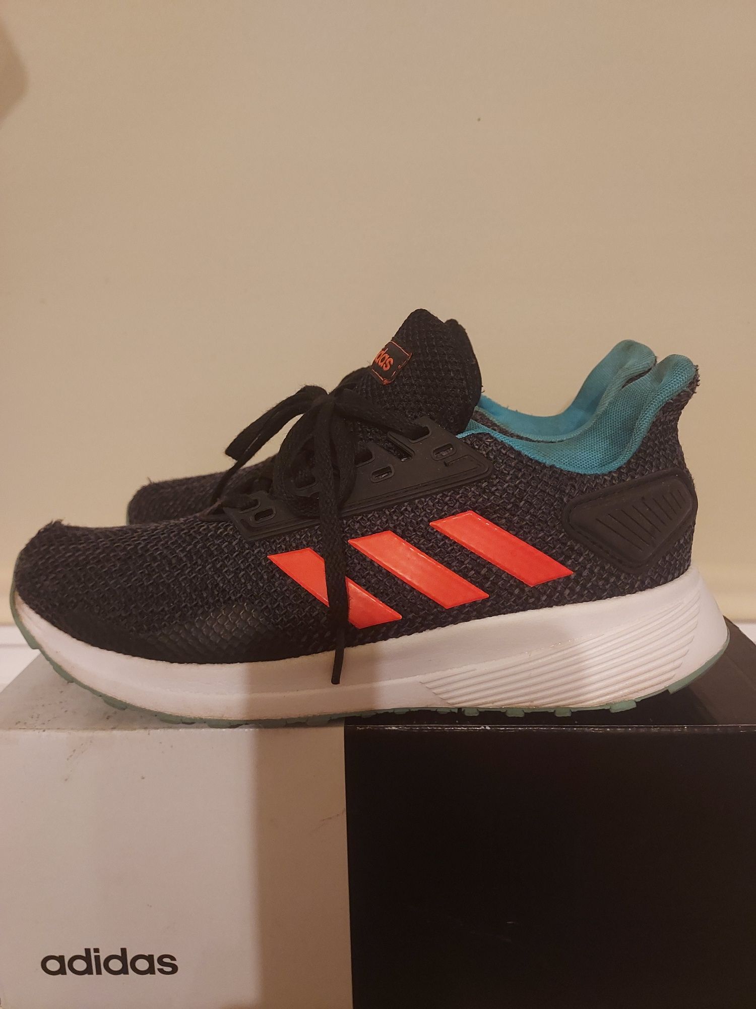 Buty sportowe Adidas Duramo chłopięce rozm. 36