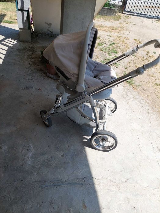 Carrinho de bebê
