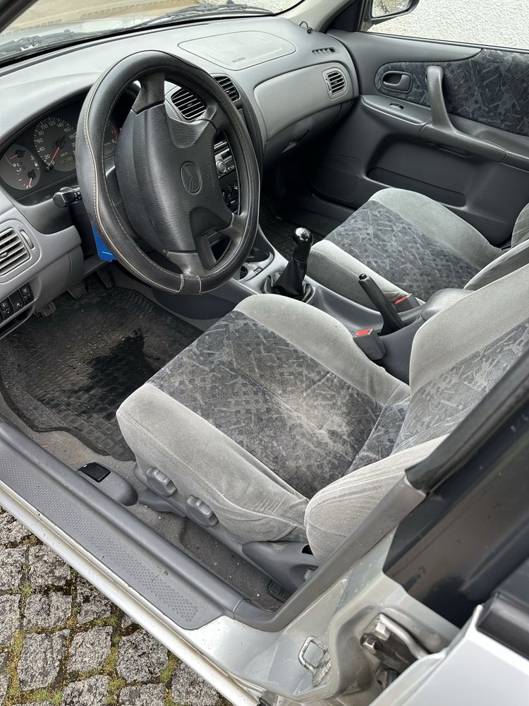 Mazda 323 GT 1.4