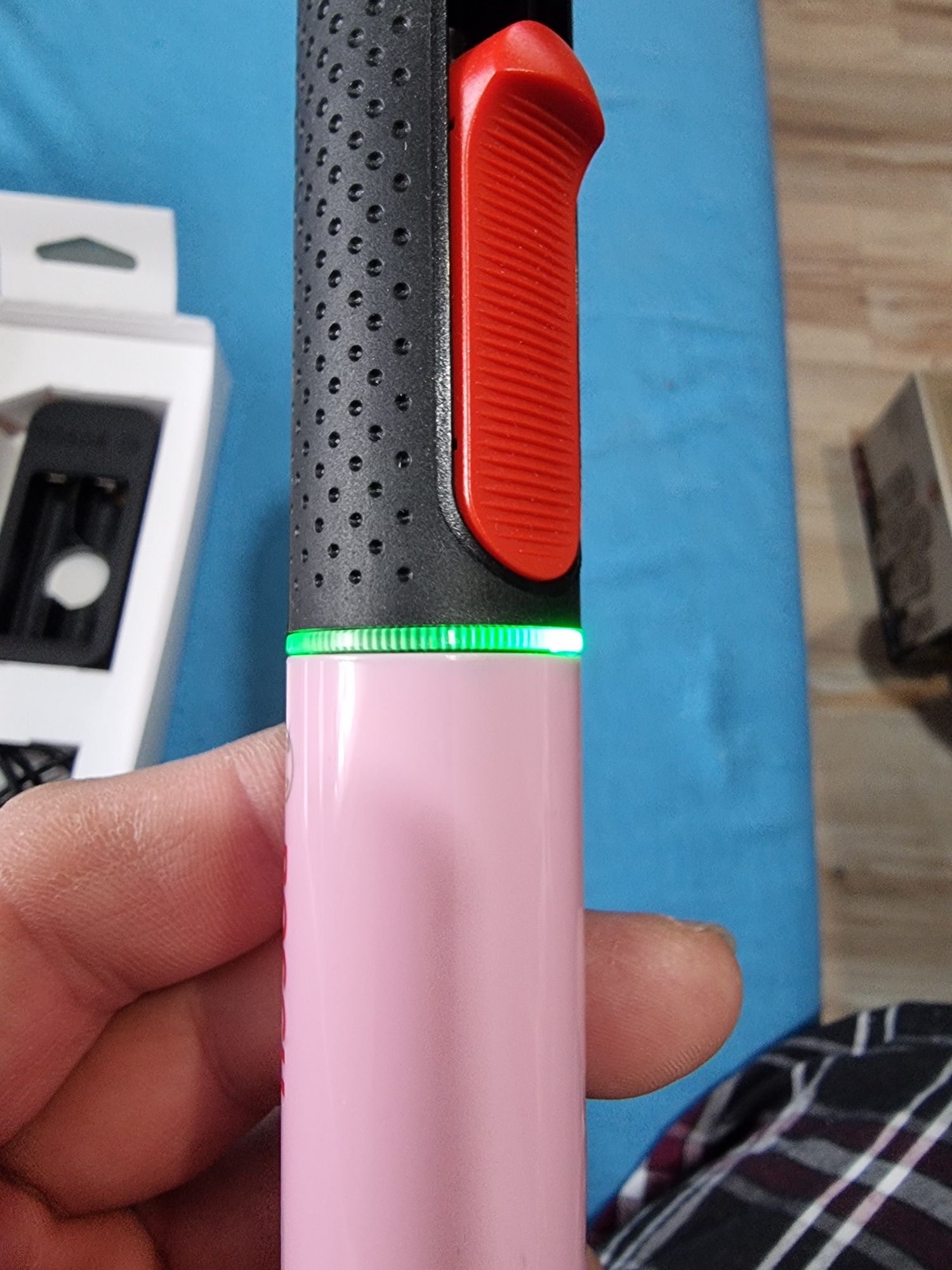 Pistolet do kleju Bosch Gluey