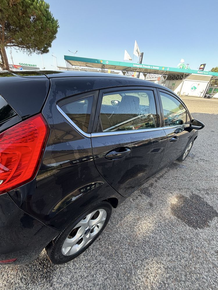 Vendo ford fiesta 1.4dci