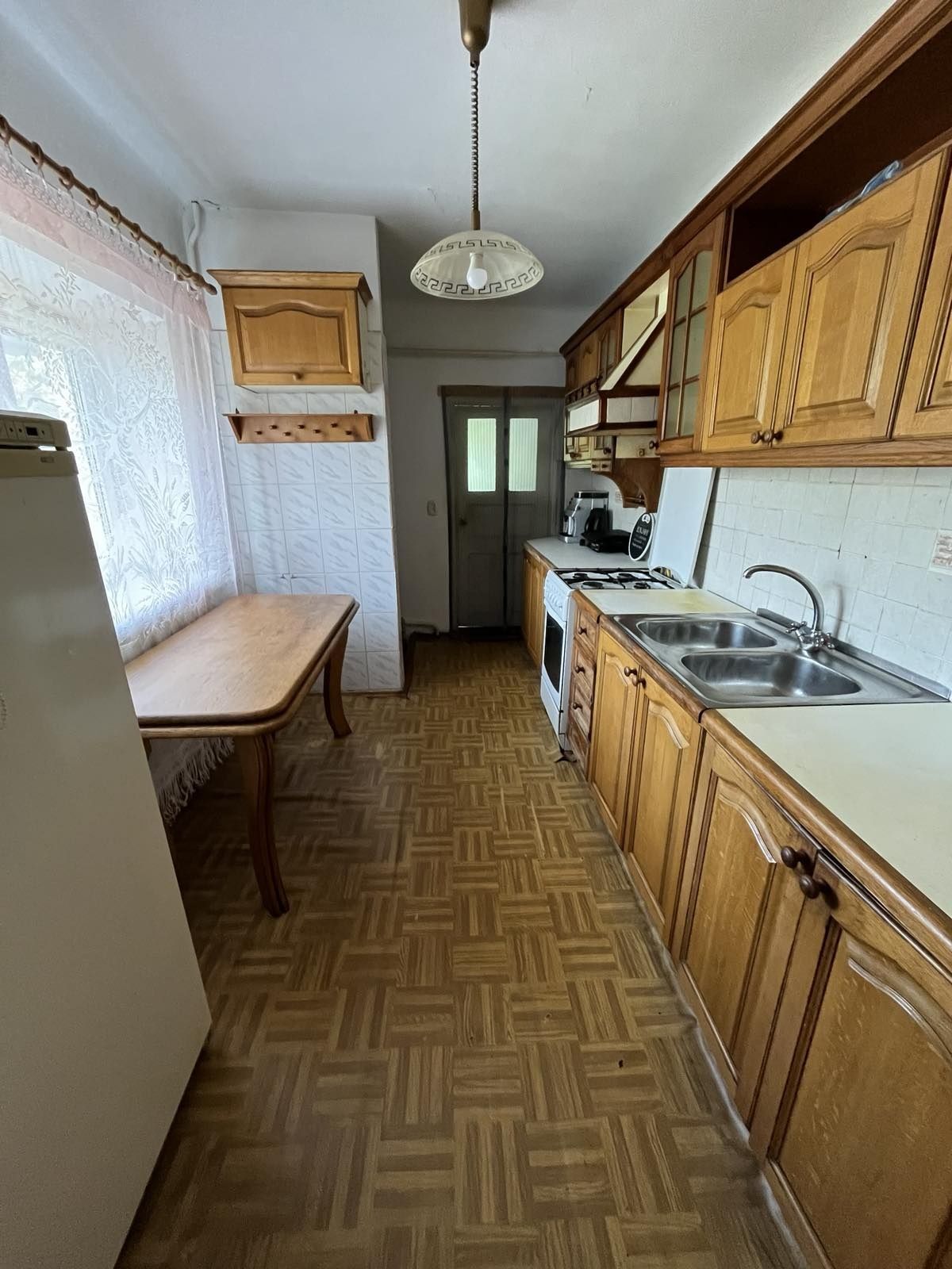 продаж житлового будинку в Зарічанах