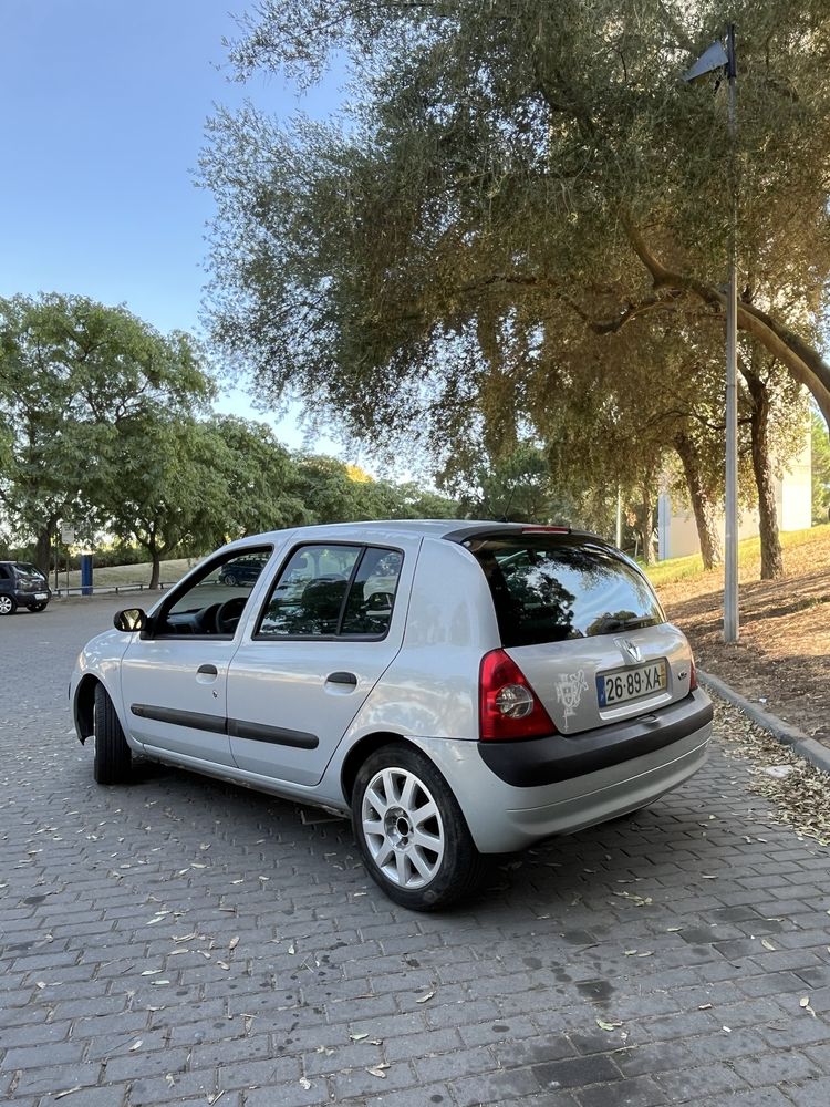 Renault clio II 1.5 dci