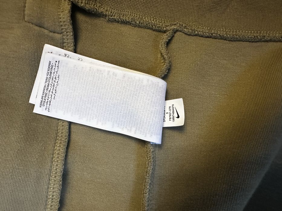 Спортивиний костюм nike tech fleece