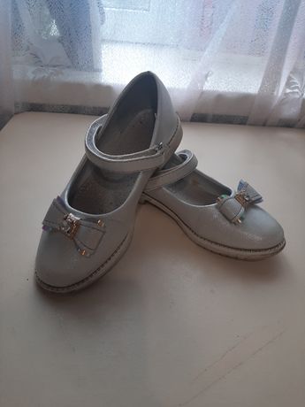 Туфлі дитячі сірі