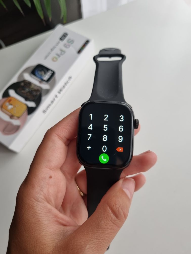 Smartwatch czarny *połączenia Bluetooth