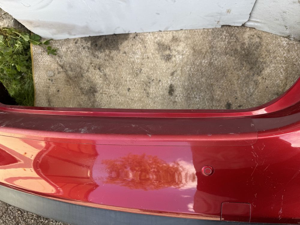Mazda 6 sedan Zderzak tylny 12-16 czerwony