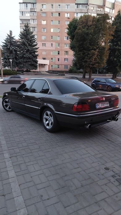 BMW 740i АКПП 1994р у відмінному стані