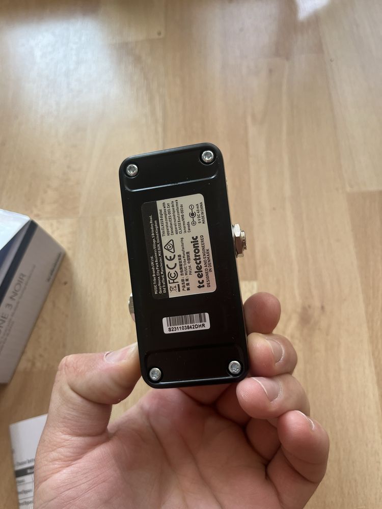 Polytune 3 noir tuner tc electronic тюнер політюн