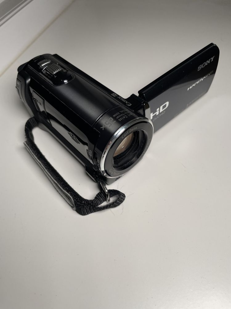 Відеокамера Sony HDR-CX110E