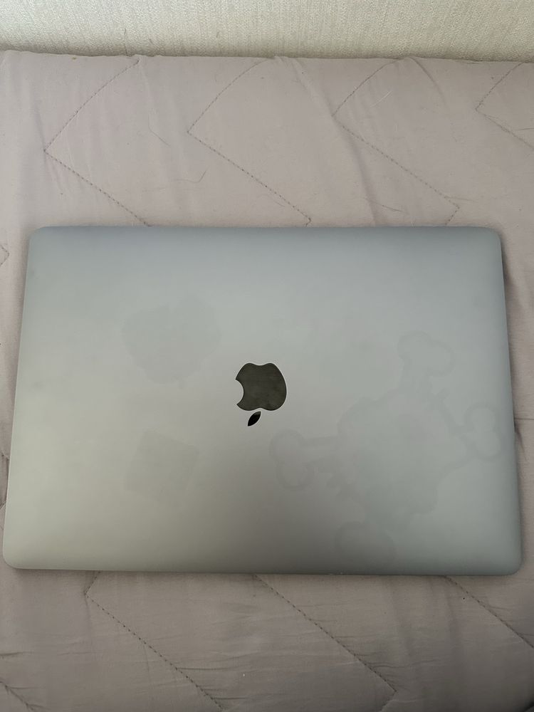 MacBook Pro 13" M1 2020 - 8/256