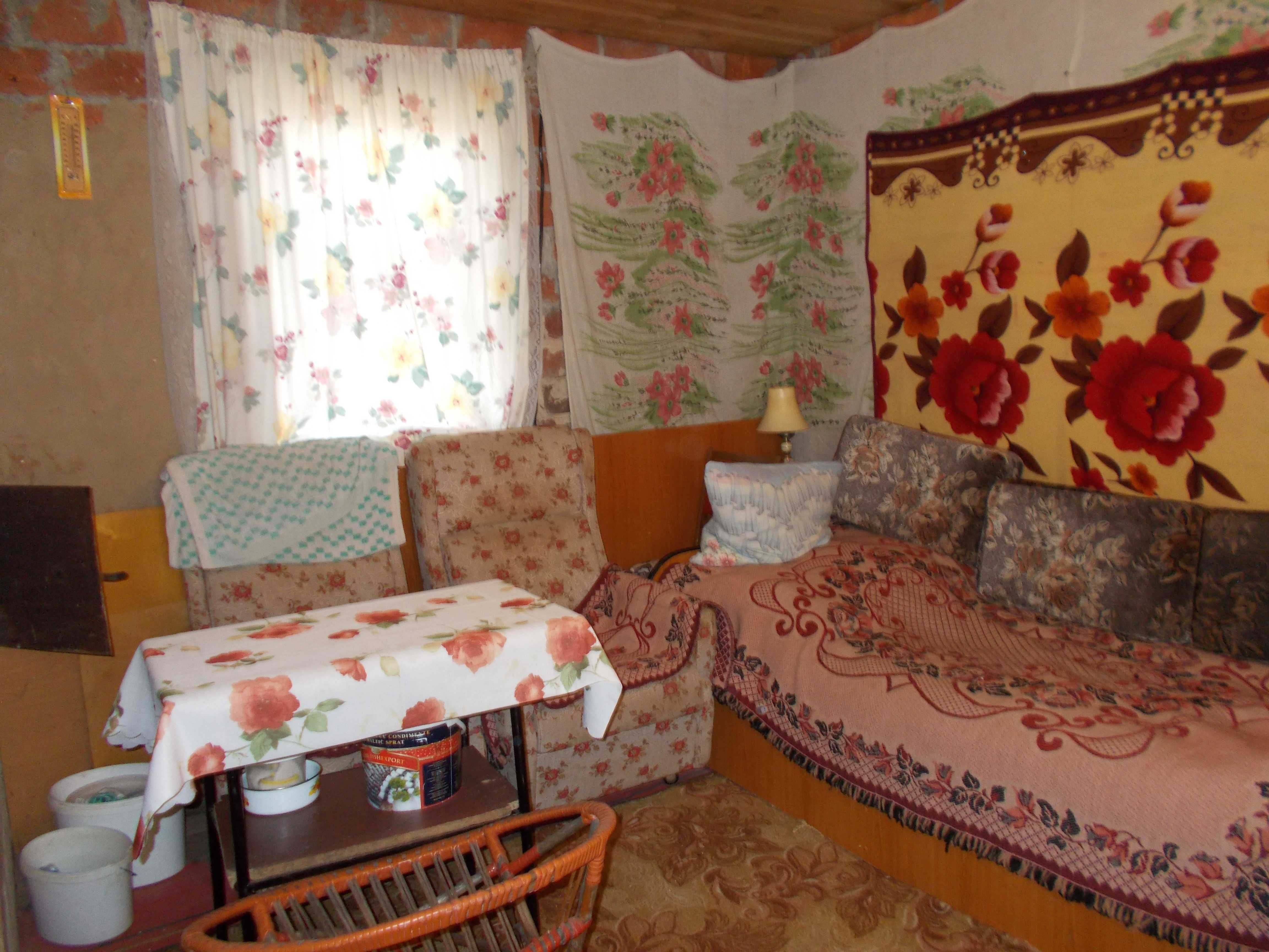 Продам дачний будинок 42 м2 і зем ділянку 5 сот Березанка.