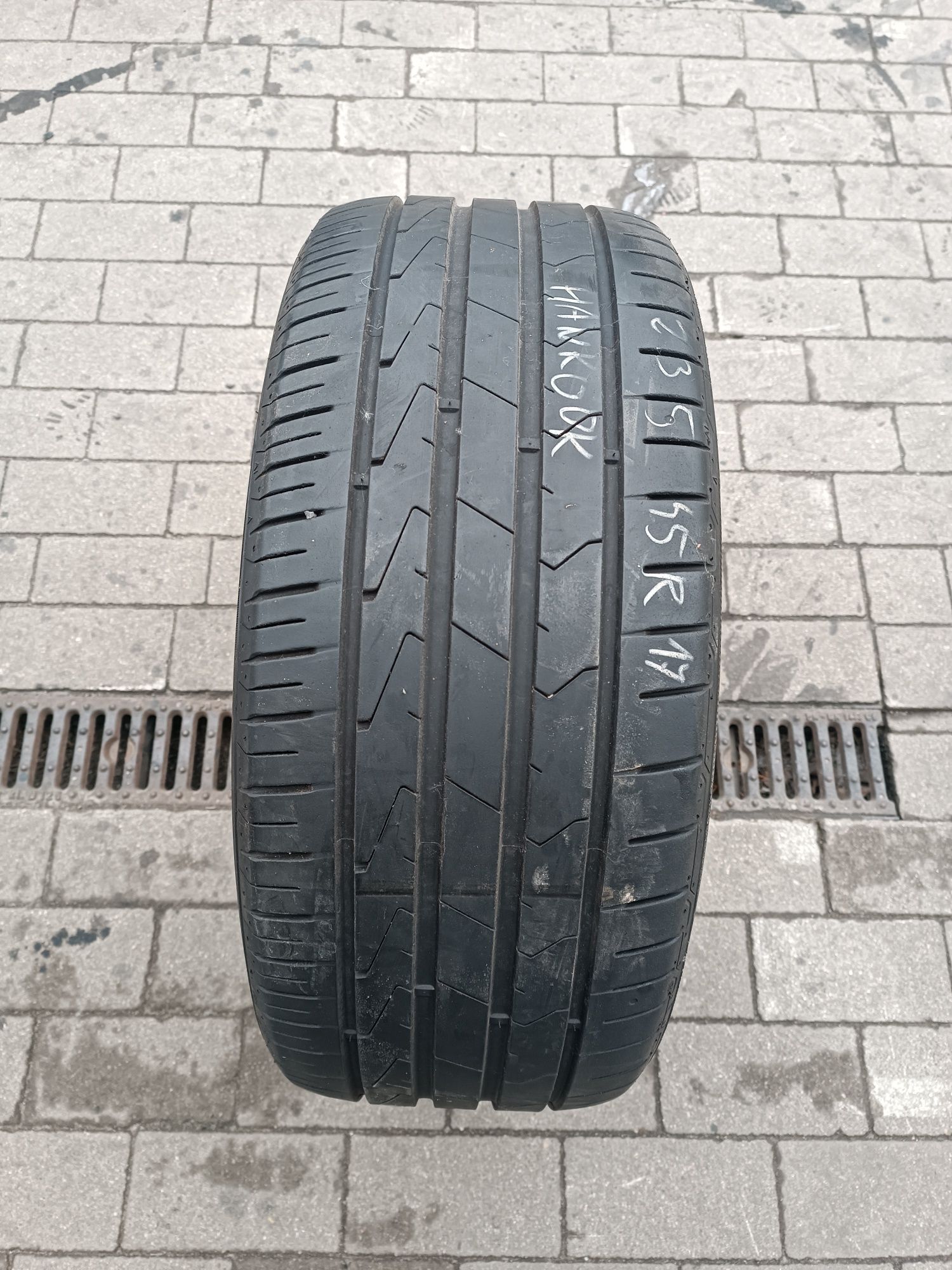 235/45R17 Hankook Ventus Prime 3  97W