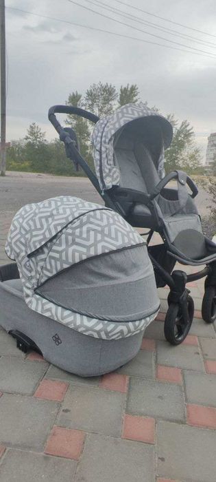 Коляска 2 в 1, від 0 до 3 років, фірма Bebetto