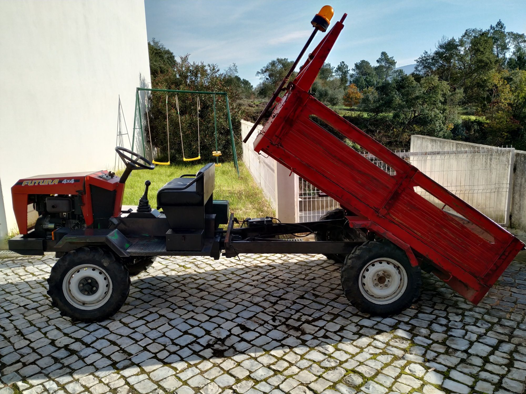 Trator carro Futura 4×4