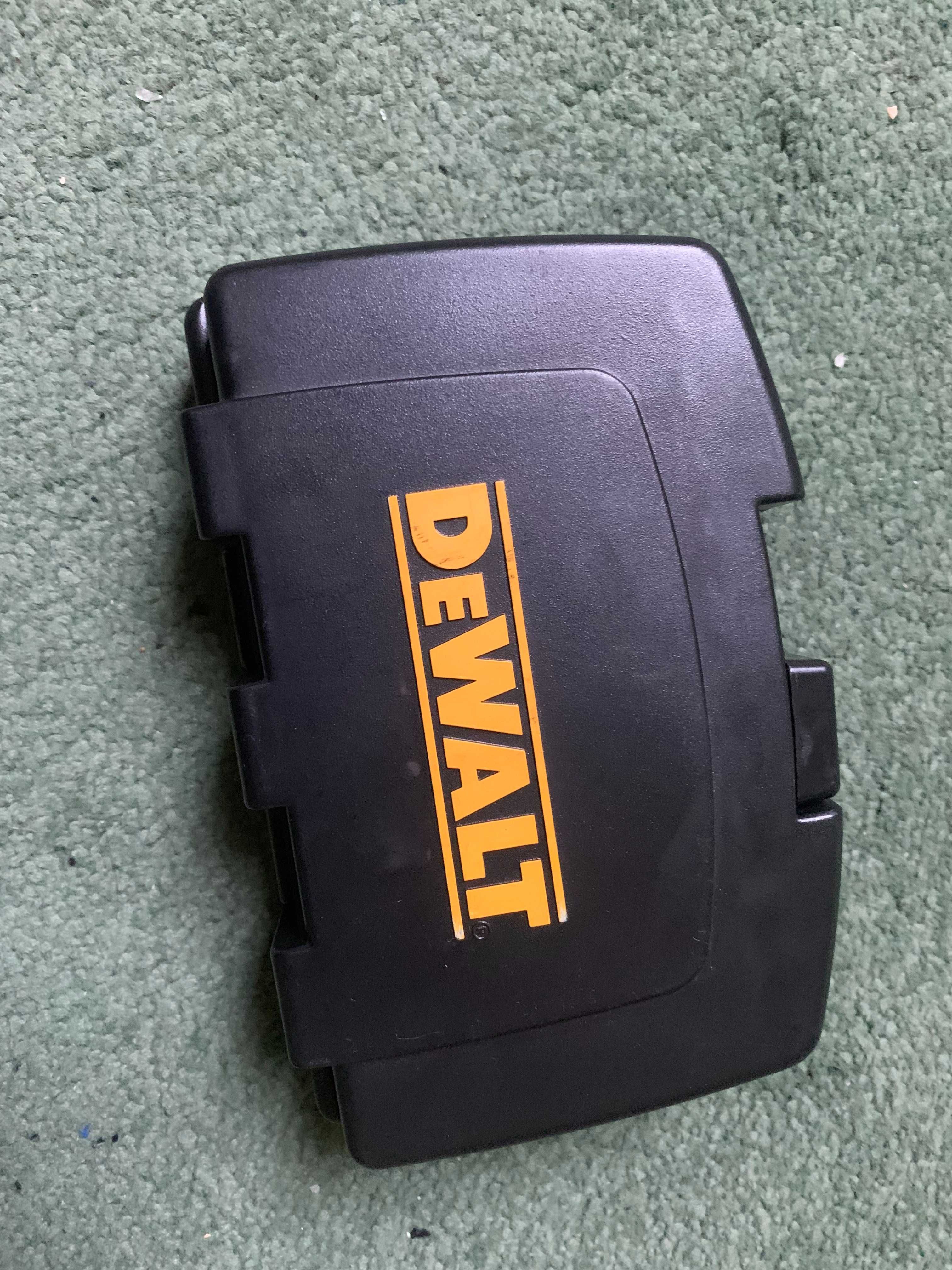 Zestaw bitów DEWALT