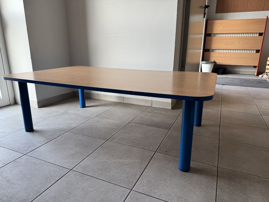 Stoliki i krzesła do przedszkola