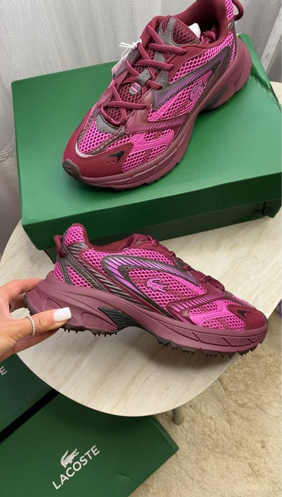 Кросівки Lacoste LOO3 Neo Shot на стопу 25 см