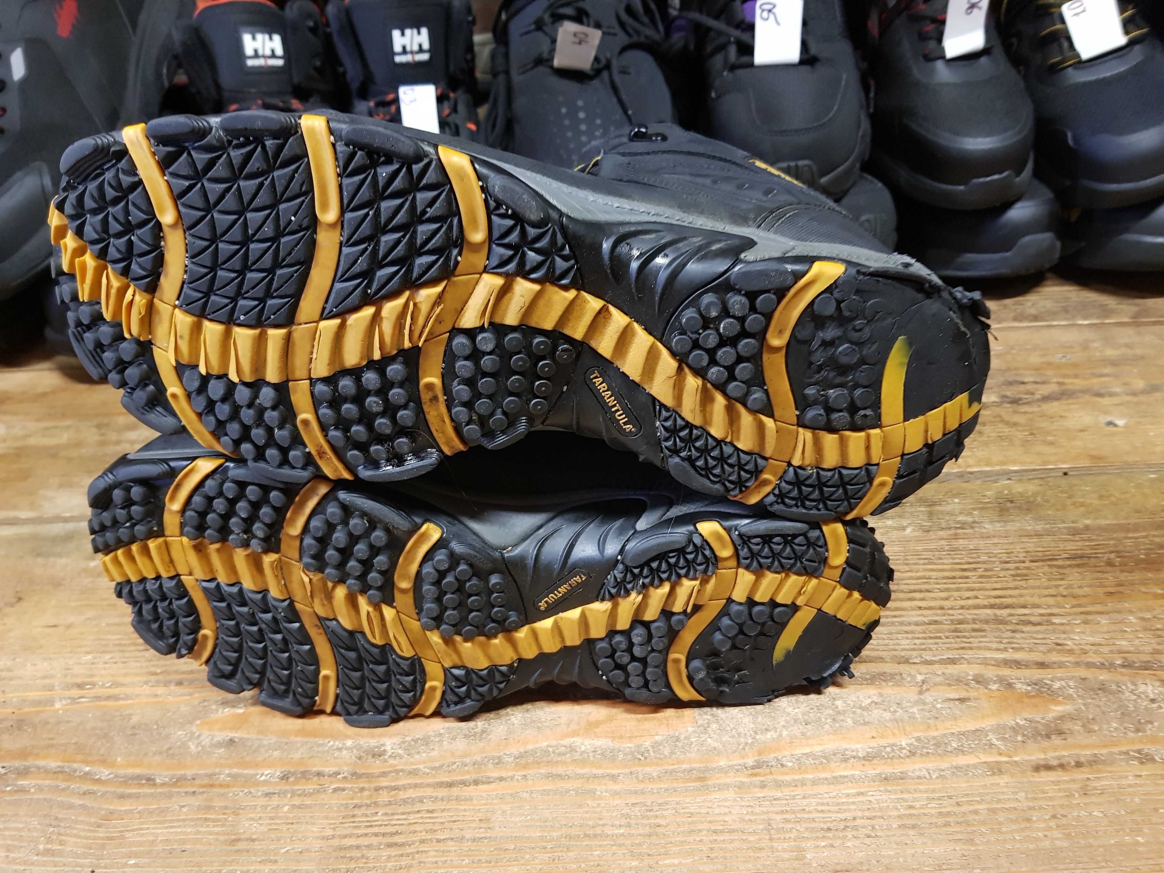 Buty robocze DAKOTA rozm 45 wkl 30 cm S3