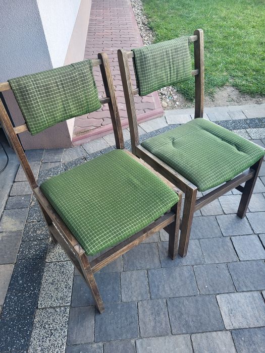 Retro krzesła do renowacji