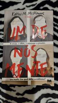 Livro Um de nós mente - Karen M. McManus