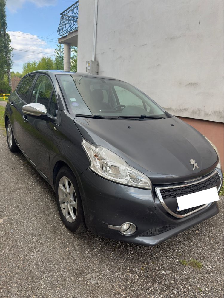 Peugeot 208 1.2 puretech 2014R