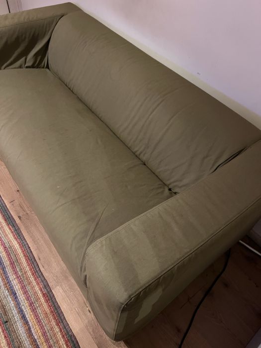 Sofá de 2 lugares do IKEA, modelo Klippan