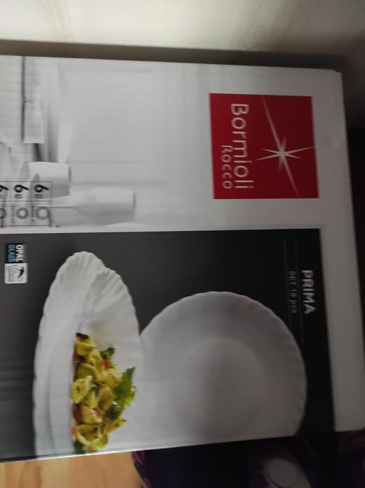 Zestaw talerzy -6 komplety