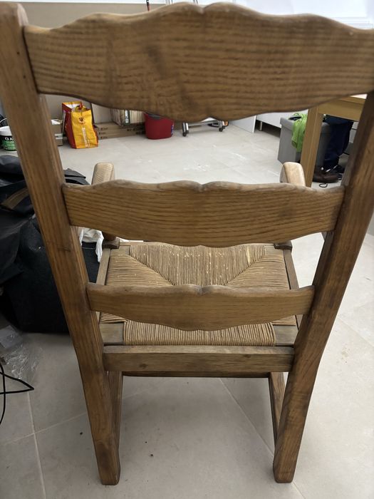 Cadeirão em madeira maciça