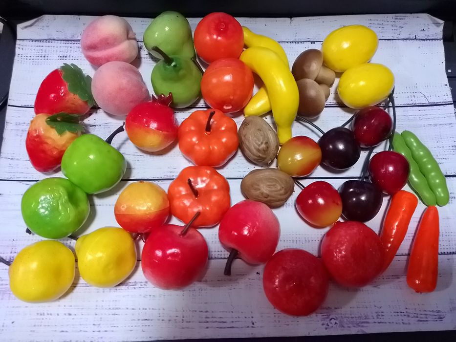 Муляжи фруктов и ягод, виноград, мандарин