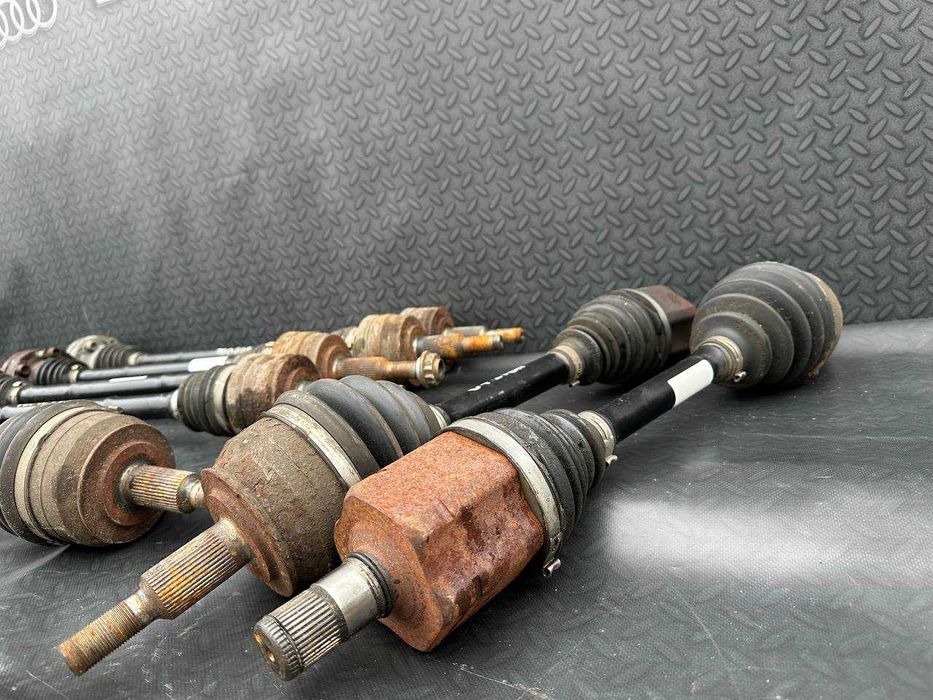 Полуось,піввісь в зборі vw Transporter Multivan Caravelle 2.0 TDI DSG7