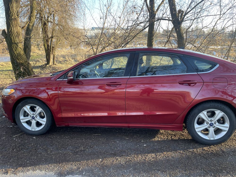 Ford Fusion 2013 2.5 бензин