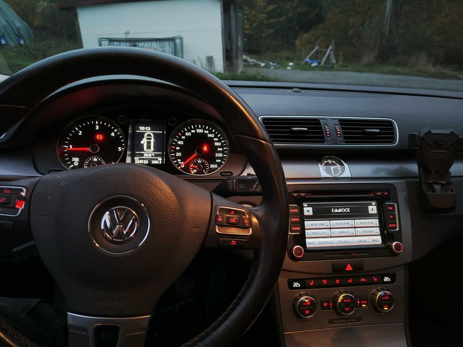 VW passat B7 R-line 2013r  2.0TDI  140km