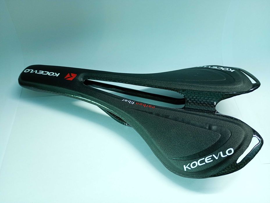 Selim bicicleta em carbono