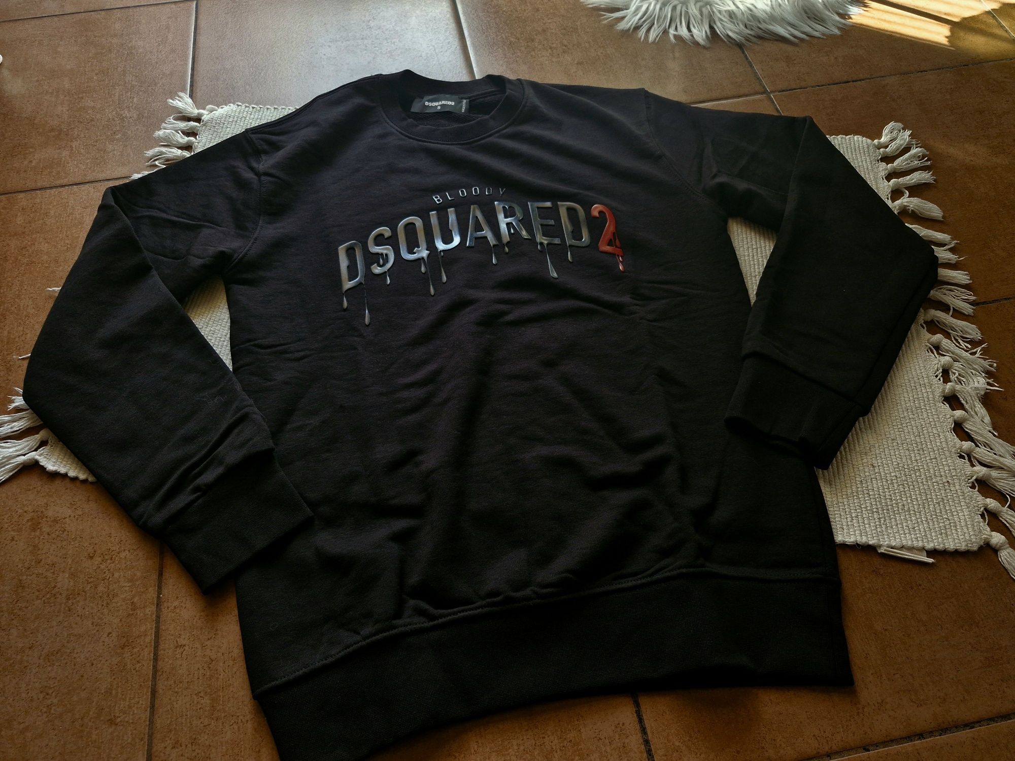 Zestaw bluza czarna czapka kaszkietowka dsq bawełna jakość prezent s