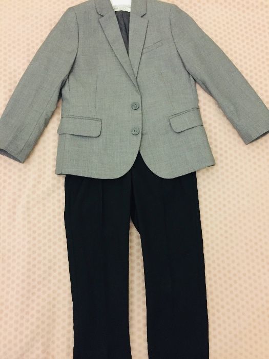 Класичний піджак, одяг до школи  H&M, одяг для випускного 116
