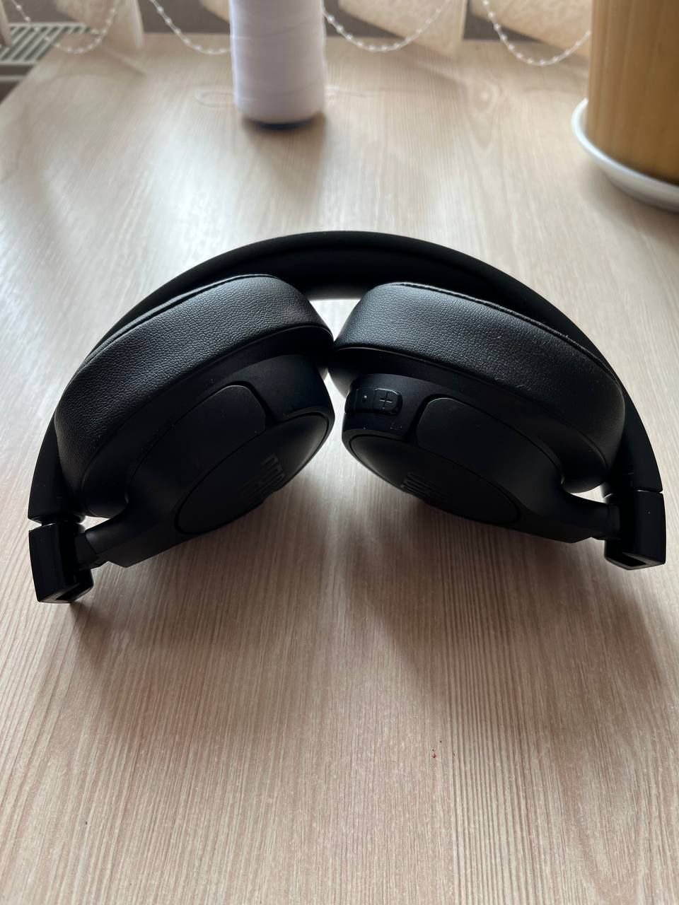 Навушники JBL TUNE 720BT Black