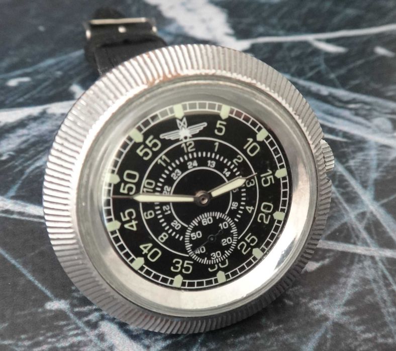 Часы Победа механические винтажные обслужены точный ход