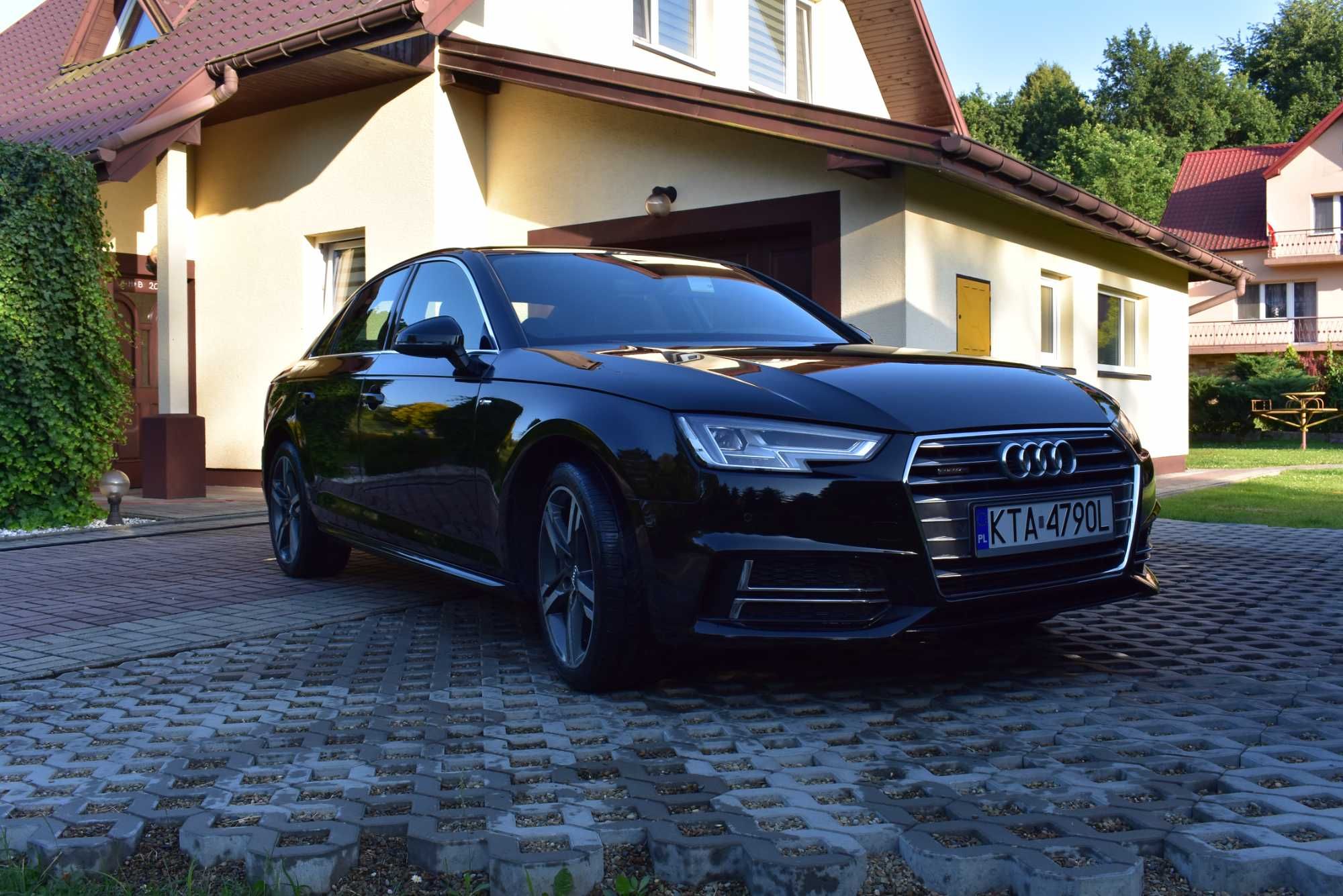 Audi A4 B9 2.0 TFSI 252KM QUATTRO