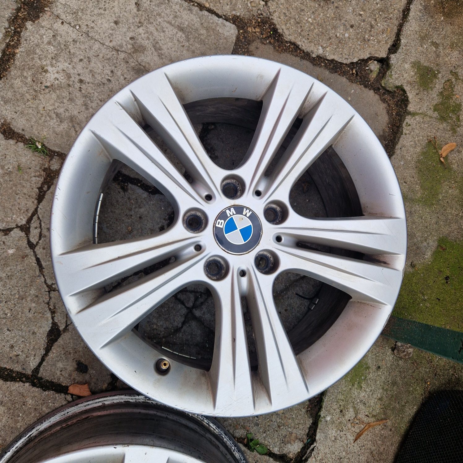Felgi 17 do BMW  rocznik 2013