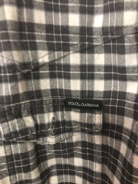Продам рубашку фирмы DOLCE GABBANA