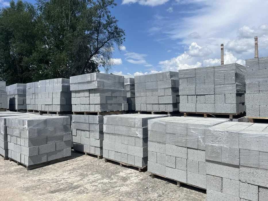 Шлакоблок 390х190х190 мм, перегородковий 390х190х100. Меденичі