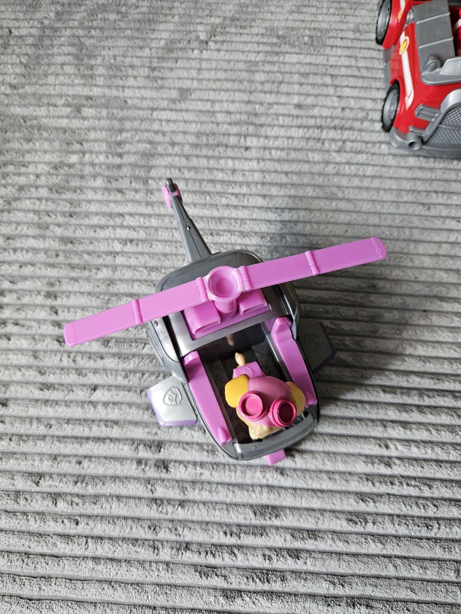 Skye marshall rubble pojazdy psi patrol