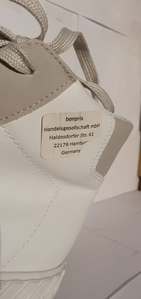 Buty nowe sportowe niemieckiej marki Bonprix  rozmiar 40
