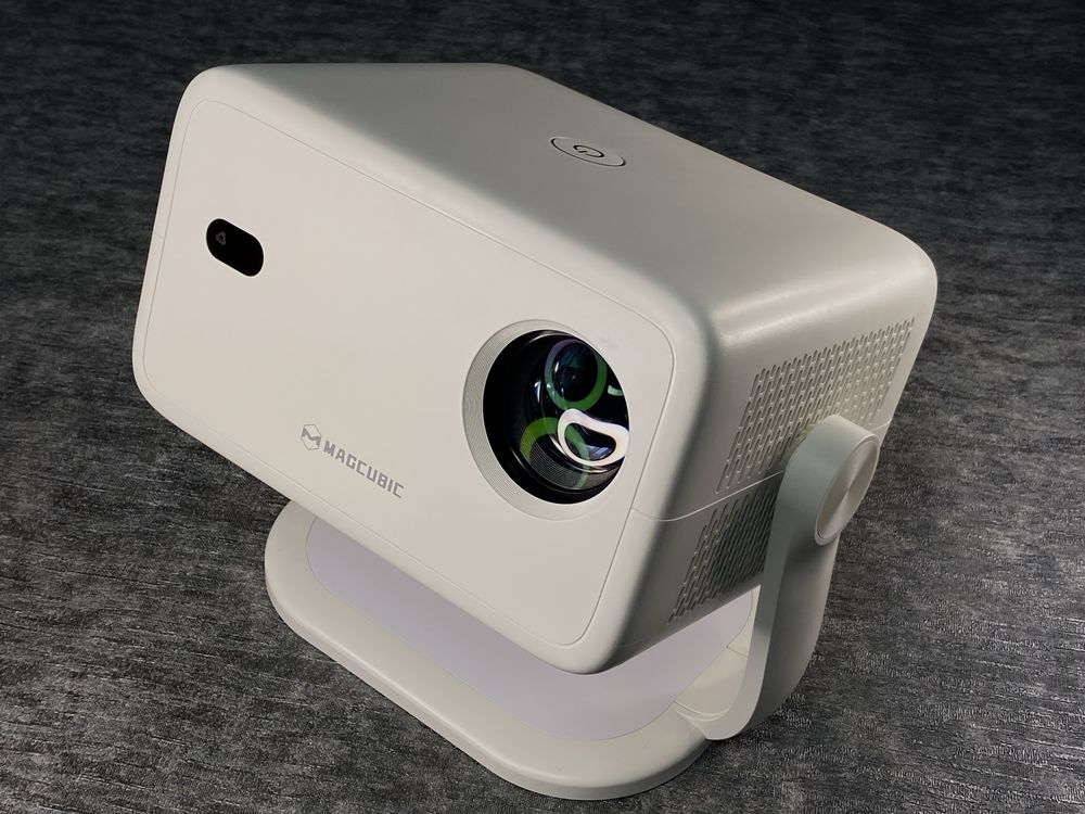 Домашній кінотеатр проектор Magcubic L018 на 600 Ansi
