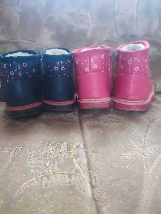 Зимові чобітки сапожки дитячі  угі