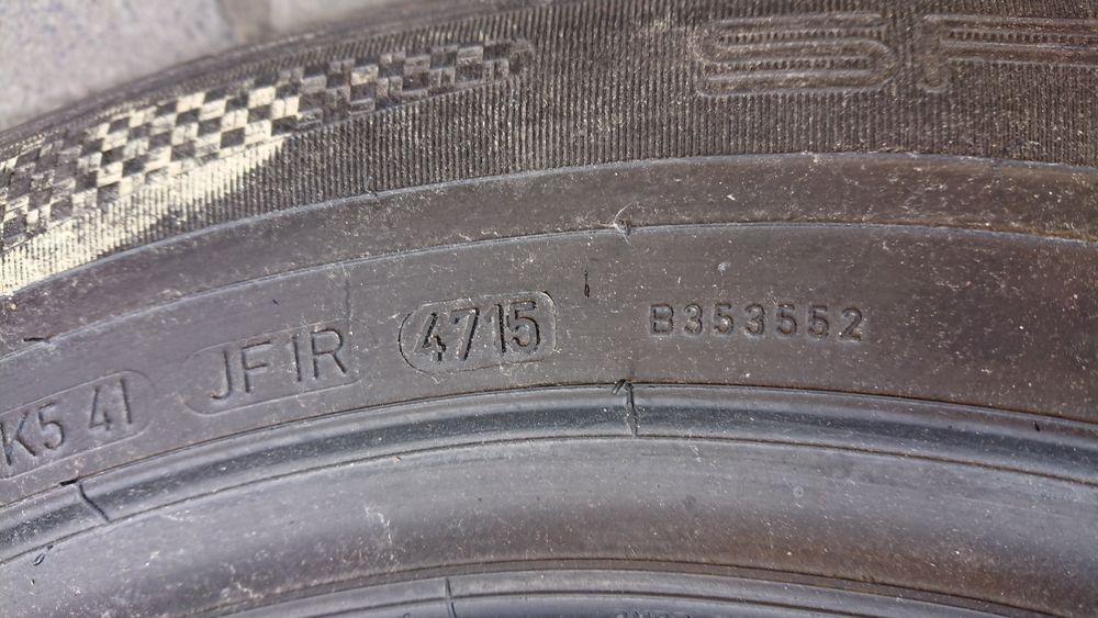 Opona letnia 225/60R17 Dunlop SP Sport Maxx TT runflat pojedynka 7.5mm
