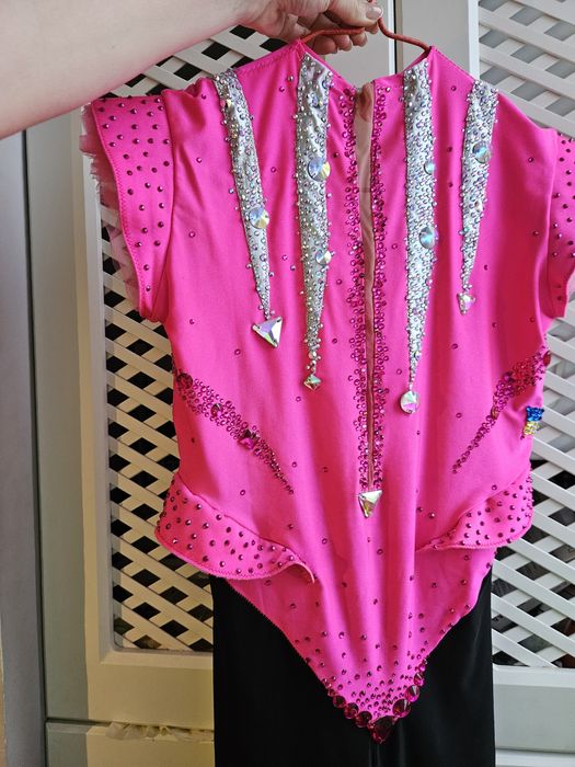 Продаж комбінезонів для художньої повітряної гімнастики