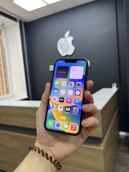 iPhone 13 128gb Midnight Unlock в Чудовому стані