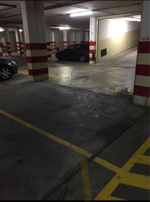 Lugar de Garagem Matosinhos Sul